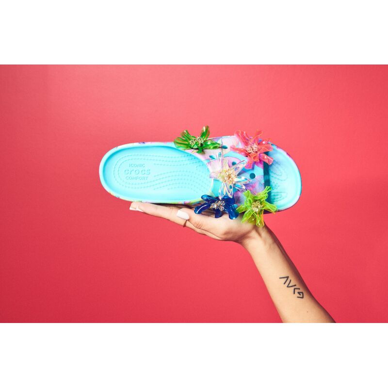 Crocs™ Classic Platform Palm Print Slide Neptune/Multi
