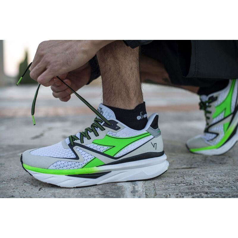 DIADORA Atomo V7000 White/Green Fluo/Black